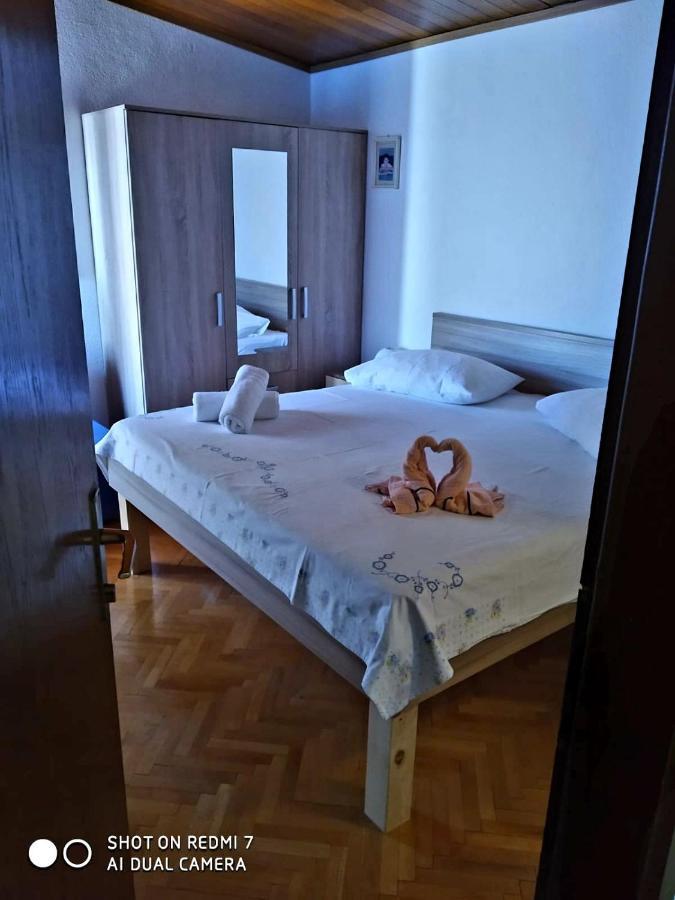 Villa Nikola - Rina Brela Exteriér fotografie